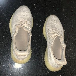 Yeezy creams size 9